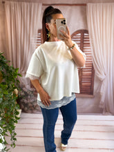Charger l'image dans la galerie, TEE shirt blanc fendu dentelle dos