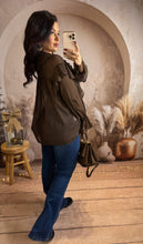 Charger l&#39;image dans la galerie, Blouse chocolat à volant LYANA (36 au 42)⭐️