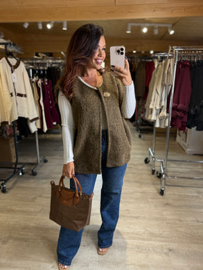Veste sans manches chocolat CLARISSE (40 au 48)