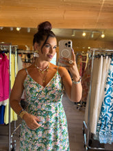 Charger l&#39;image dans la galerie, Robe bretelle fleuri vert Caroline ☀️( reste taille 48 )