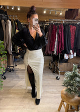 Charger l'image dans la galerie, Jupe sequin fendu beige/doré PAOLA (34 au 38)