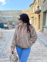 Charger l&#39;image dans la galerie, Manteau marron clair fourrure synthétique THAIS (36 au 42 )
