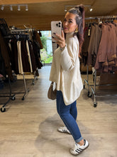 Charger l&#39;image dans la galerie, Pull large écru MORGANE (36 au 50)