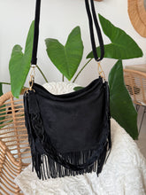 Charger l&#39;image dans la galerie, Grand sac bandoulière à lanières LINO