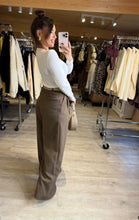 Charger l&#39;image dans la galerie, Pantalon de costume marron AUREL (36 au 40)