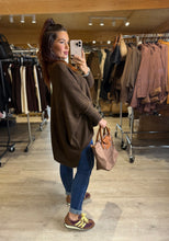 Charger l&#39;image dans la galerie, Pull large chocolat MORGANE (36 au 50)