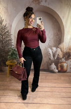 Charger l'image dans la galerie, Body drapé à manches longues avec boucle  ornementale bordeaux SIRINE (34 au 38)