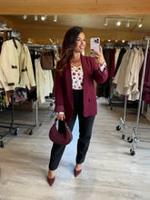Charger l&#39;image dans la galerie, Blazer bordeaux TILIA (34 au 50)