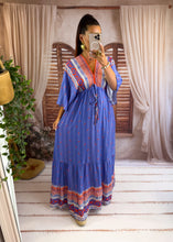 Charger l'image dans la galerie, Robe longue bleu motif de couleur GARANCE (36 au 42) New