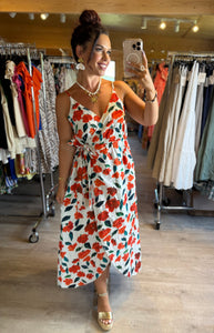 Robe fleuri rouge Catalina ( reste taille m/l et l )
