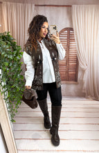 Charger l'image dans la galerie, Gilet sans manche motif bandana chocolat SORI (36 au 46)