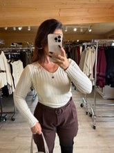 Charger l&#39;image dans la galerie, Pull côtelé beige MAISSANE (taille unique 34 au 42)