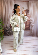 Charger l'image dans la galerie, Chemise beige gaz de coton bandana( 36 au 48 )