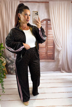 Charger l'image dans la galerie, Ensemble jogging large léopard rose LISON (36 au 42)