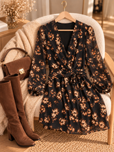 Charger l'image dans la galerie, Robe courte noir fleuri beige NORA (36 au 48) précommande pour un envoi mardi 3 novembre taille L au 4xl