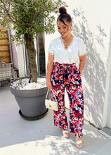 Charger l&#39;image dans la galerie, Pantalon albina motif bleu marine/corail ( taille 34 au 48 )