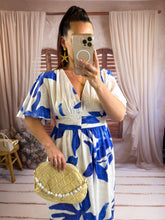 Charger l'image dans la galerie, Robe blanche fleuri bleu PETRA (40 au 48)