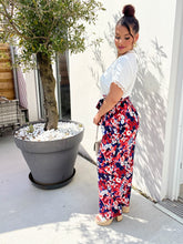 Charger l&#39;image dans la galerie, Pantalon albina motif bleu marine/corail ( taille 34 au 48 )
