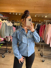 Charger l'image dans la galerie, Chemise en jeans à volants SIA (34 au 40)