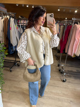 Charger l'image dans la galerie, Gilet sans manches beige JADA (40 au 48)