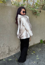 Charger l&#39;image dans la galerie, Manteau fourrure synthétique écru/marron ZOE (36 au  42)