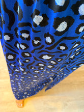 Charger l&#39;image dans la galerie, Robe Izïa léopard bleu ( taille 34 au 48 )
