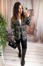 Charger l'image dans la galerie, Gilet motif bandana chocolat HARZEL (34 au 40)
