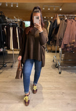 Charger l&#39;image dans la galerie, Pull large chocolat MORGANE (36 au 50)