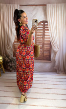 Charger l'image dans la galerie, Robe rouge motif orange bordeaux team petite TALI (40 au 48)