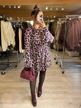 Charger l&#39;image dans la galerie, Robe courte patineuse motif mauve CÉLIA (36 au 42 )