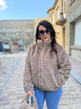 Charger l&#39;image dans la galerie, Manteau marron clair fourrure synthétique THAIS (36 au 42 )