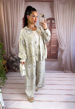 Charger l'image dans la galerie, Chemise beige gaz de coton bandana( 36 au 48 )