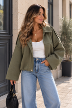 Charger l'image dans la galerie, Veste loose en suédine kaki KATRINA (36 au 46)