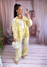 Charger l'image dans la galerie, Pantalon jaune gaz de coton bandana