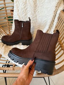 Bottine chocolat LÉOPOLD ( reste 1 taille 38 )