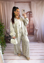 Charger l'image dans la galerie, Pantalon beige gaz de coton bandana ( 36 au 46 )