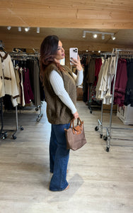 Veste sans manches chocolat CLARISSE (40 au 48)