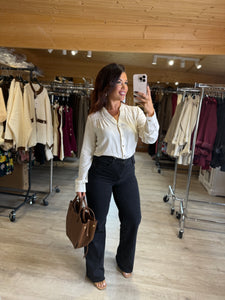Jean noir coupe large KARLA (36 au 46)