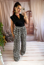 Charger l'image dans la galerie, Pantalon gaz de coton léopard TESSA (40 au 46)
