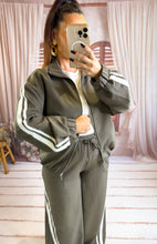 Charger l'image dans la galerie, Veste de jogging kaki OLYMPE (36 au 42)