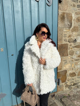 Charger l&#39;image dans la galerie, Manteau mi-long bouclette écru REINE (36 au 44)