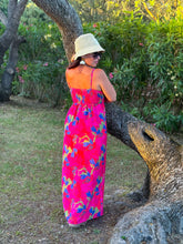 Charger l'image dans la galerie, Robe à bretelles motif fuchsia BERRIE (34 au 46)