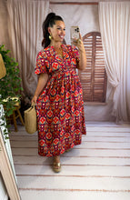 Charger l'image dans la galerie, Robe rouge motif orange bordeaux team petite TALI (40 au 48)