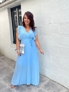 Robe bleu clair plissée volant ( 34 au 46)
