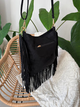 Charger l&#39;image dans la galerie, Grand sac bandoulière à lanières LINO