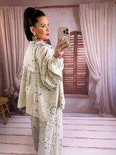 Charger l'image dans la galerie, Chemise beige gaz de coton bandana( 36 au 48 )