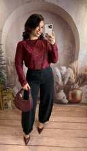 Charger l'image dans la galerie, Top en transparence bordeaux avec motifs velours JAMIE (36 au 48)