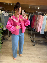 Charger l'image dans la galerie, Chemise col claudine fuchsia, bordure fleuri LADY (36 au 42)