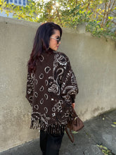Charger l&#39;image dans la galerie, Manteaux poncho en laine chocolat motif bandana ANOUK (36 au 48)
