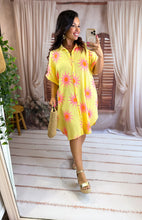 Charger l'image dans la galerie, Robe chemise gaz de coton jaune motif soleil fluo ANOUK (42 au 48)
